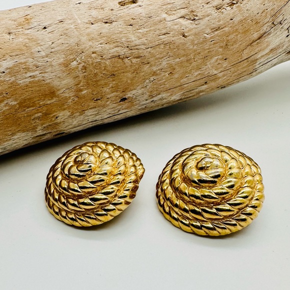 Vintage CINER Coiled Rope Earrings - Picture 7 of 16